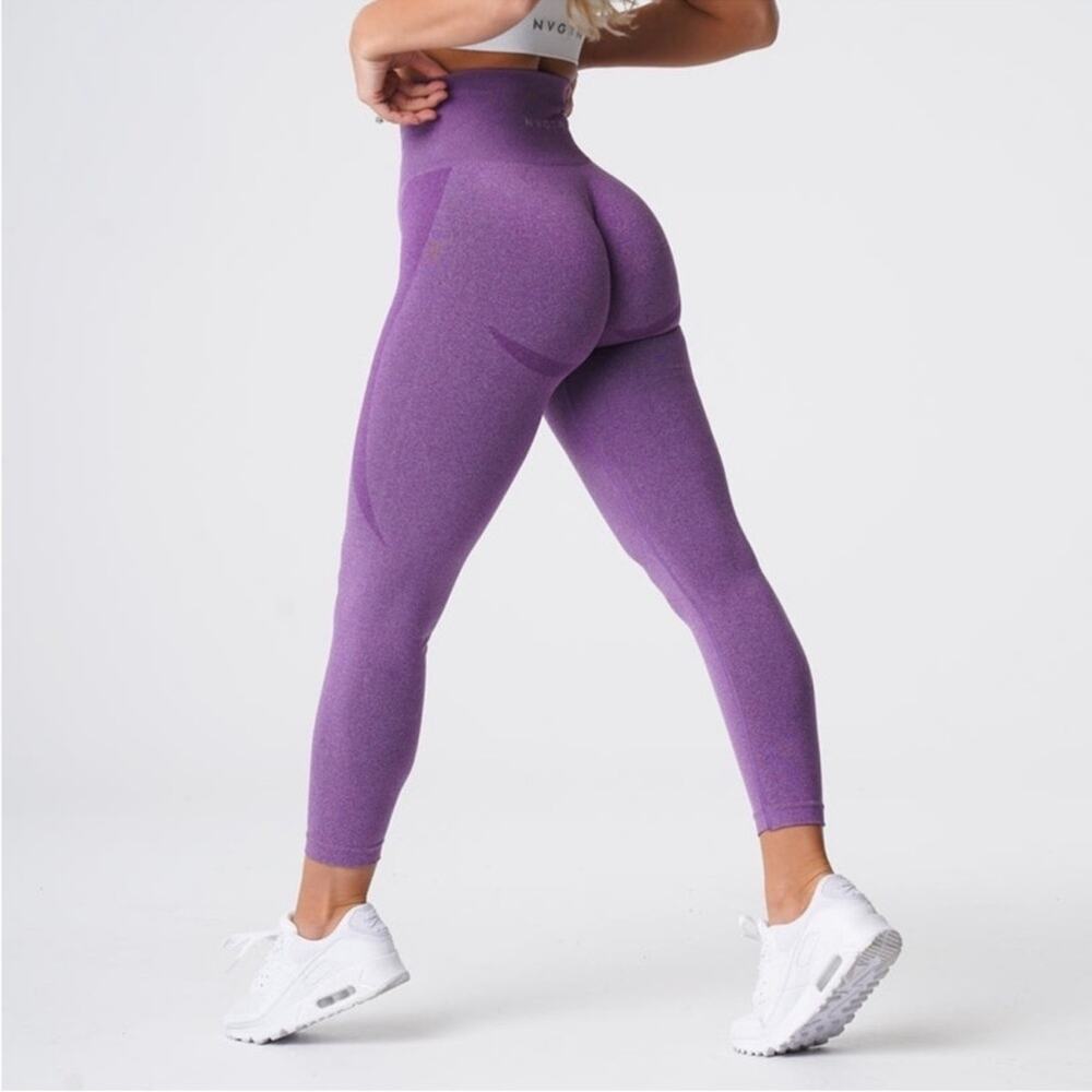 NVGTN Purple Contour Seamless High Waisted Leggings
- Booty Lift & Gym XS